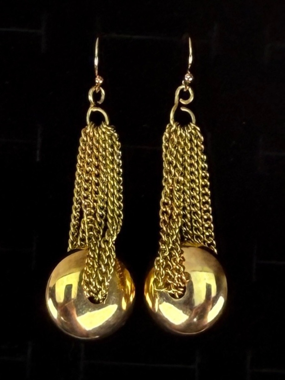 Vintage goldtone chain circle drop pierced dangle earrings